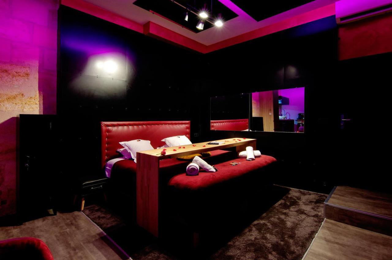 Mieuxqualhotel Jacuzzi Privatif Love Room Bordeaux Exteriér fotografie